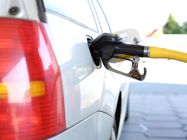 Comment comparer facilement les prix du carburant