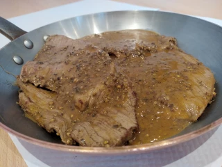 La recette du mois : steaks au poivre