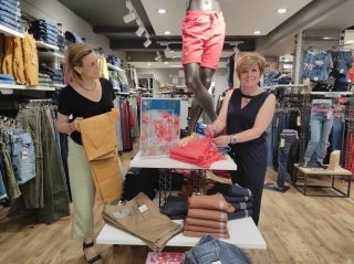 VEP Shopping : 1 groupe, 5 enseignes rue Tupinerie et rue Saint-Jean
