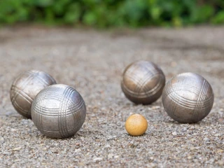 Un terrain de pétanque chez soi