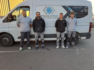 Reynaud Samuel : l’artisan qui fait rayonner vos espaces