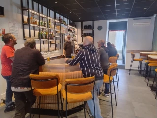 À Montbrison, le bar La Mad’leine mêle modernité et convivialité !