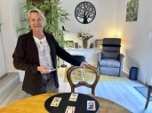 Françoise Deville, l’hypnose et le tarot au service du mieux être 
